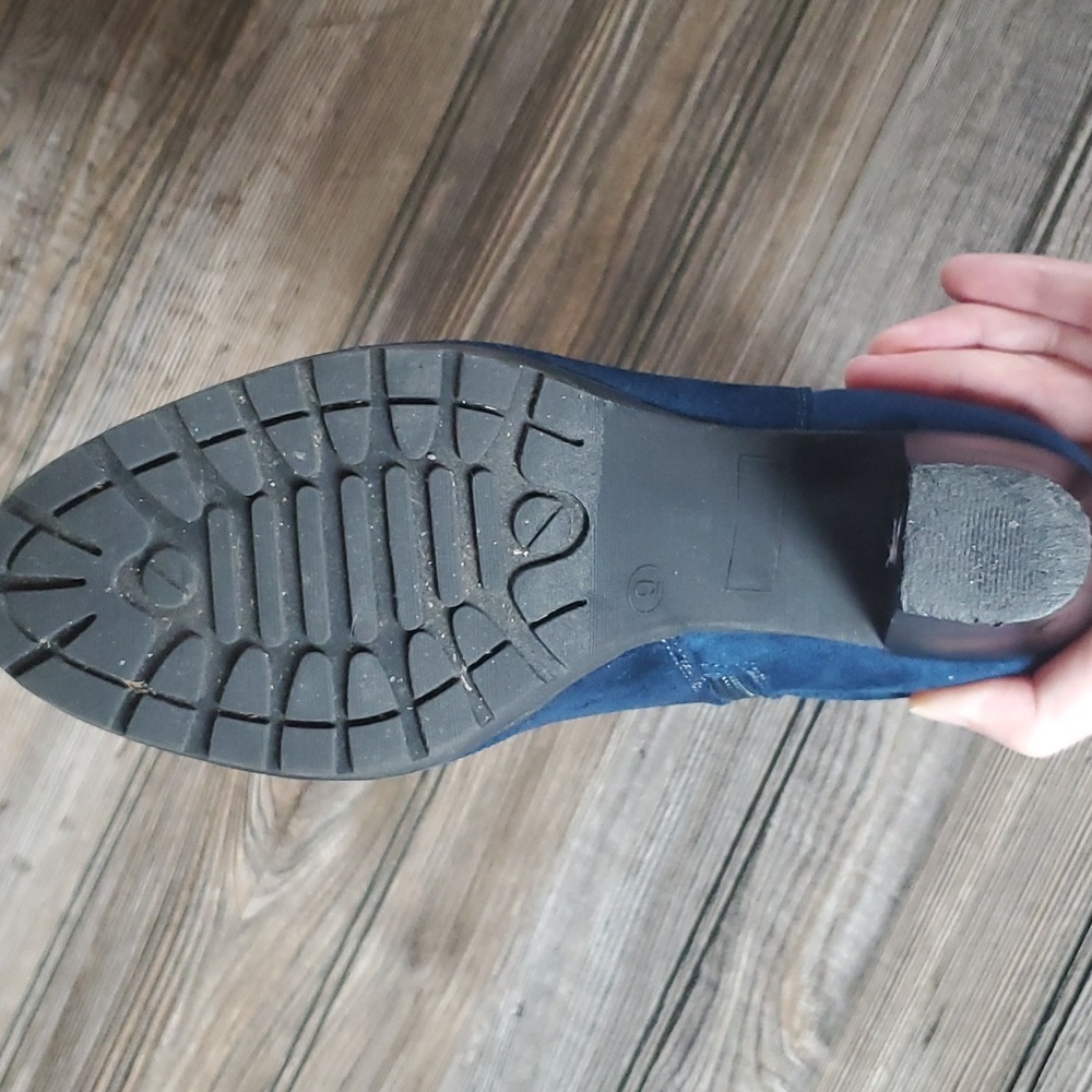 Rialto Spade Faux Suede Ankle Bootie in Midnight Size 9M - Picture 8 of 12